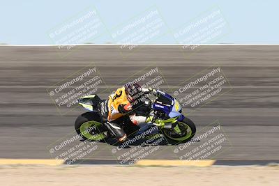 media/May-10-2025-Race Pace (Sat) [[db32fef2da]]/Vested/3-Bowl Set 1 (9am)/